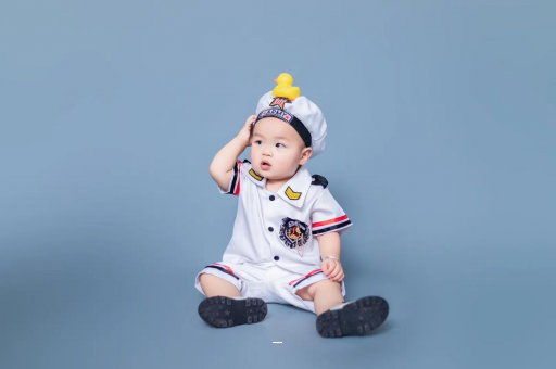 武威宝宝老摇头怎么回事 武威宝宝老摇头怎么回事